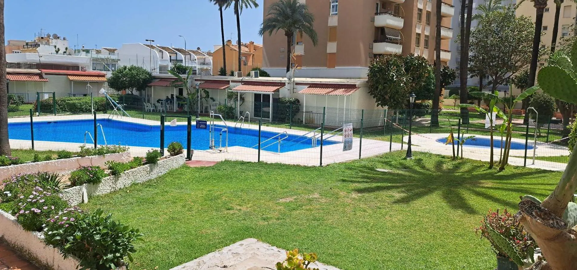 Apartamento Aloha Torres La Carihuela Torremolinos